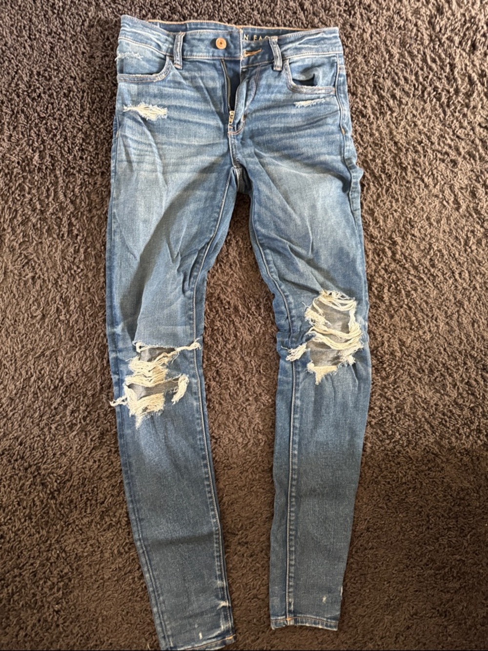 Distressed Women's Skinny Jeans - Blue